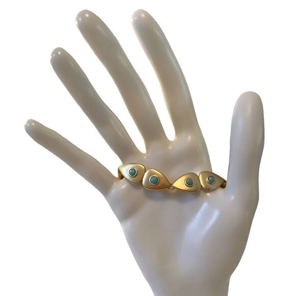 Lucky Brand Matte Gold & Faux Turquoise beaded bracelet. - Picture 2 of 7